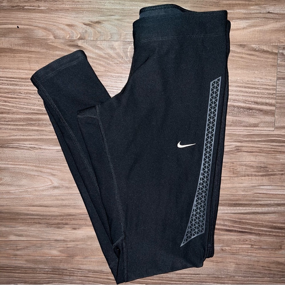 💌SOLD💌 Gray Reflective 3M Nike leggings